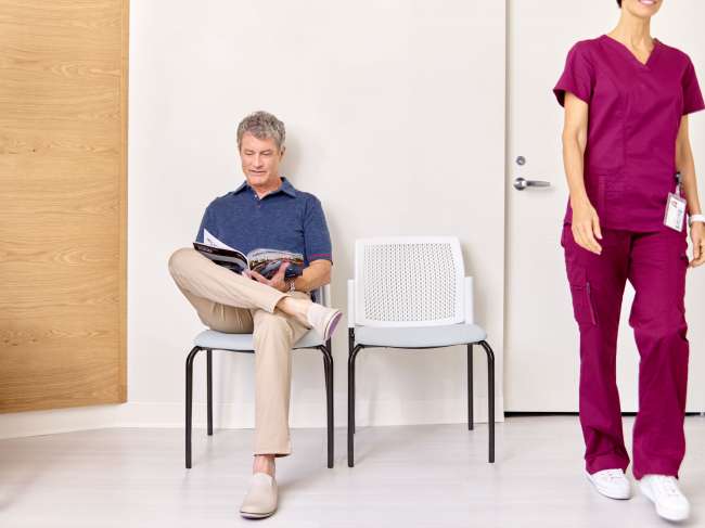 lado guest / stacking chair | ofs - image 6