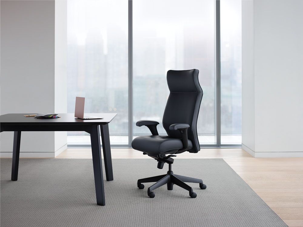Tom Executive Chair | Keilhauer | Alan Desk Executive