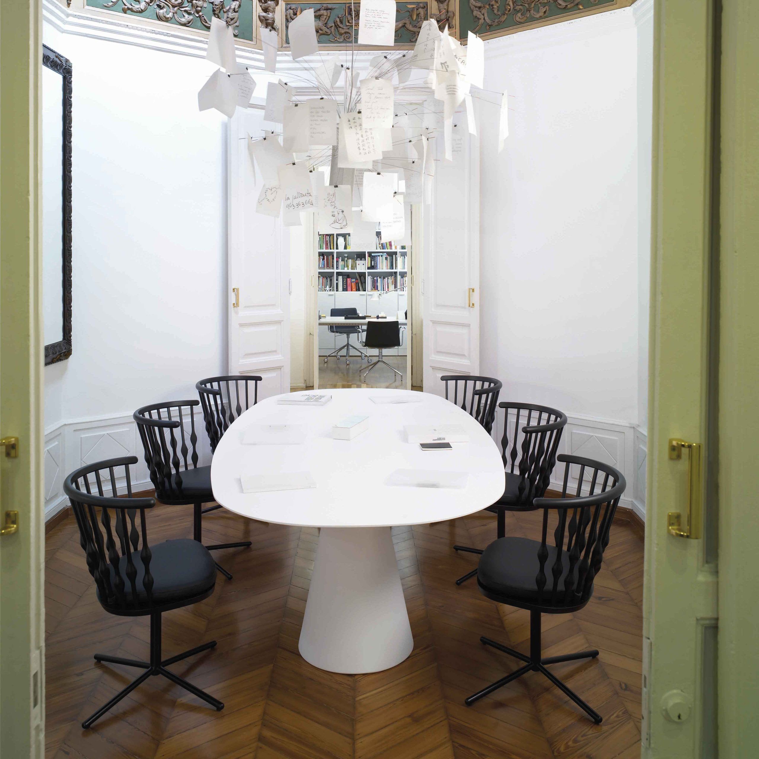 reverse conference table | andreu world - image 14