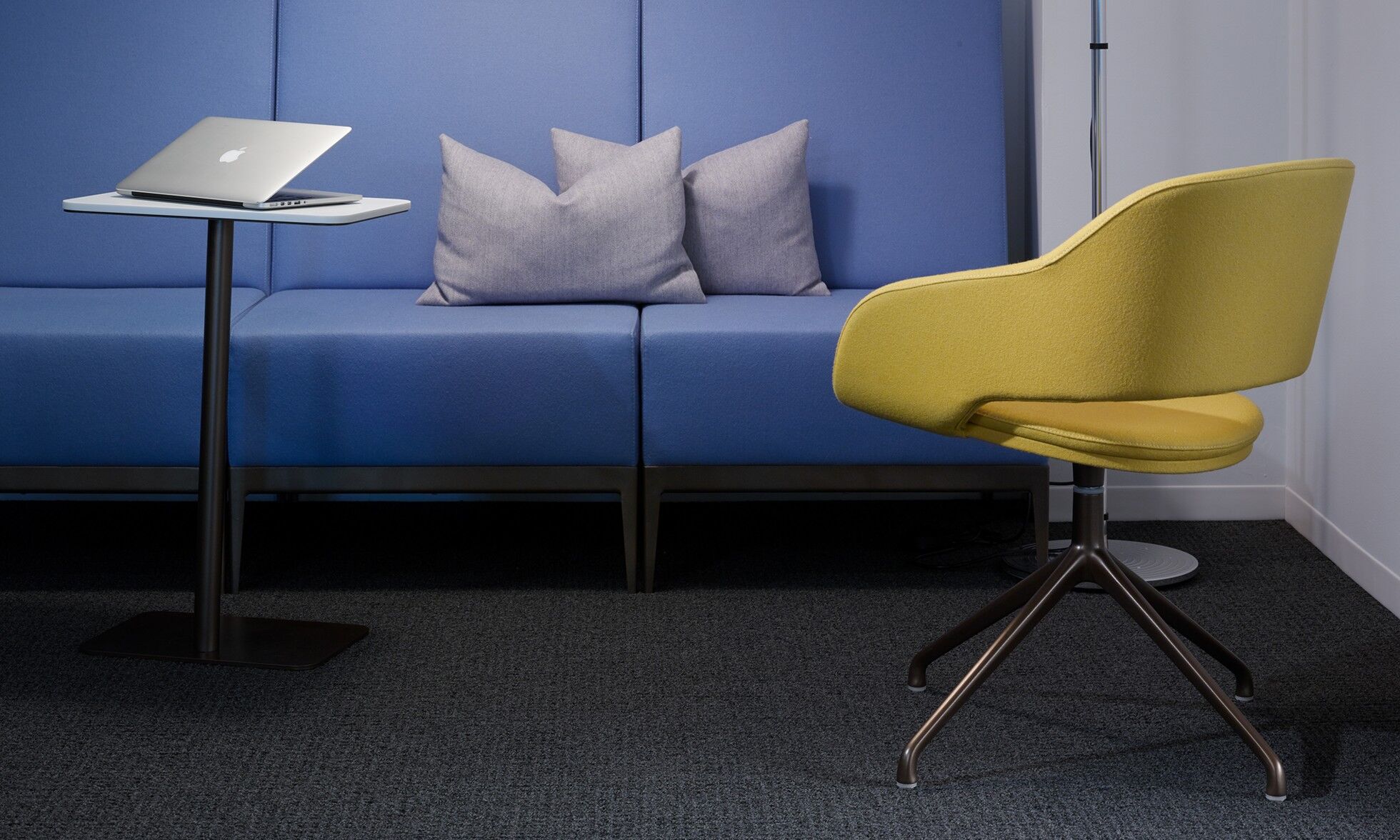 martini lounge chair | source international - image 17