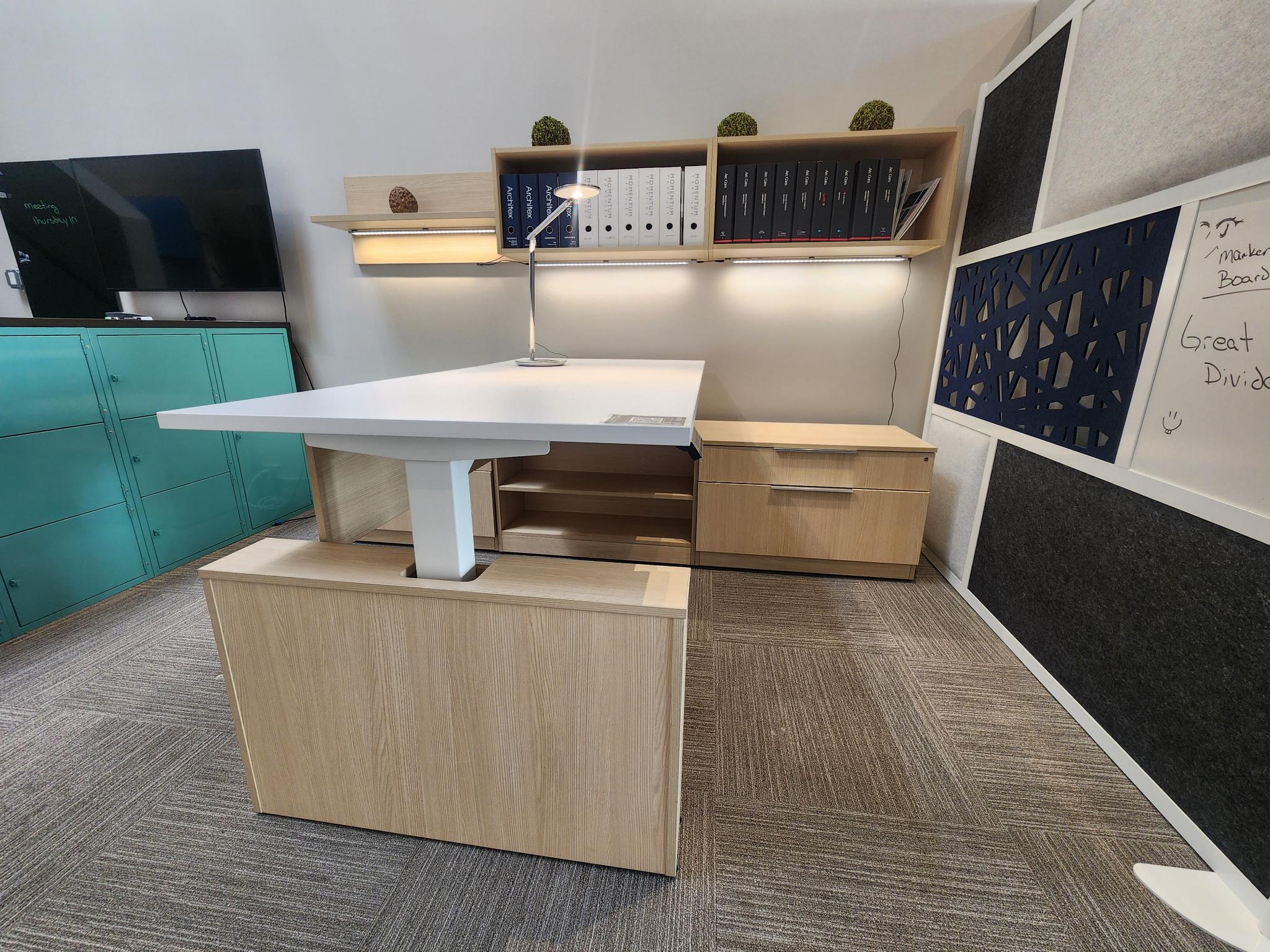 ascend | deskmakers