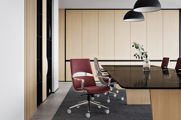 mantra_insituation_focusedchair2