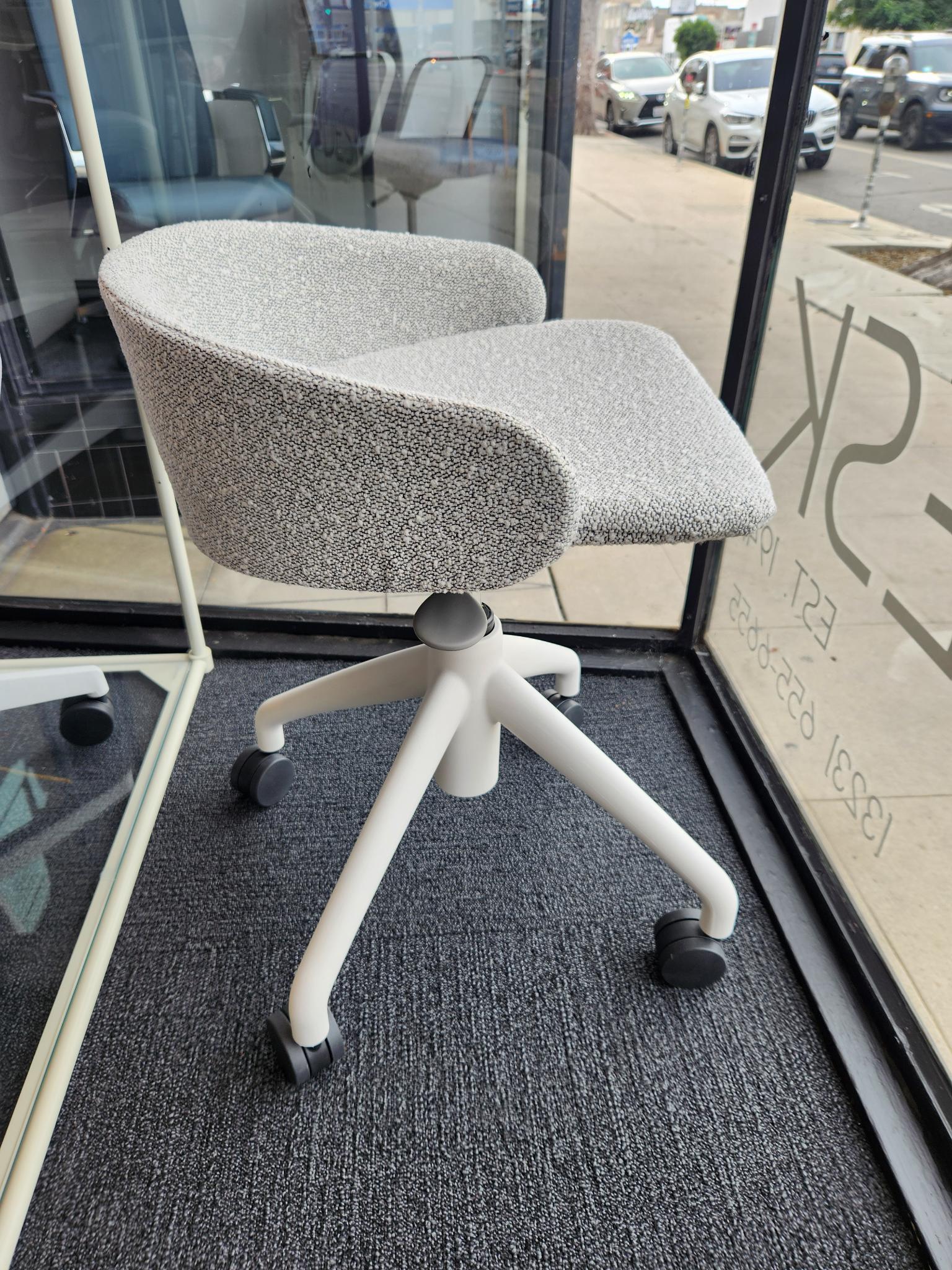 ardha caregiver stool | carolina - image 2