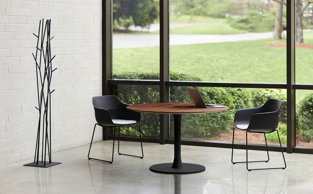 q6 | davis furniture - image 14