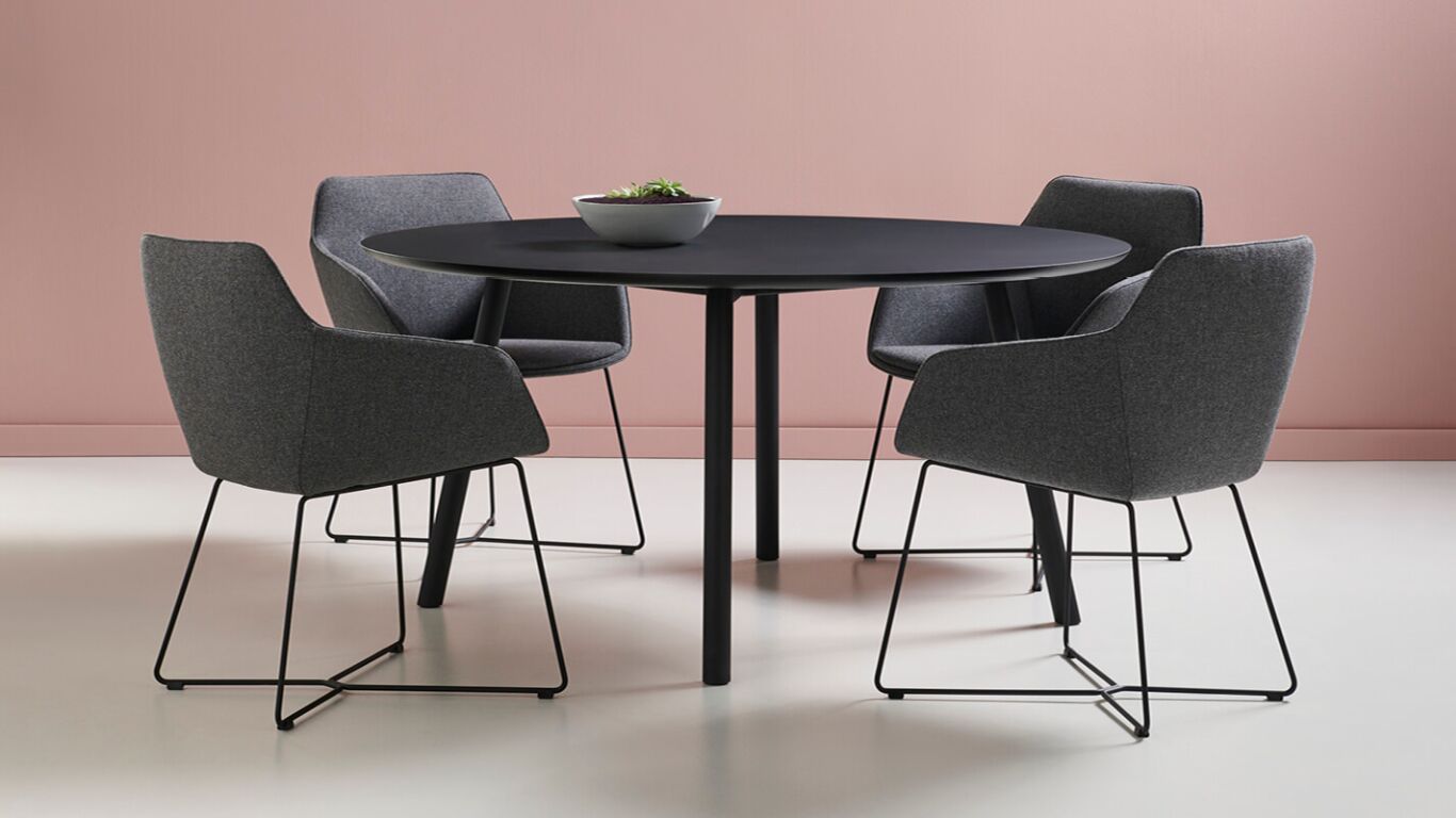 davis-inform-meeting-table