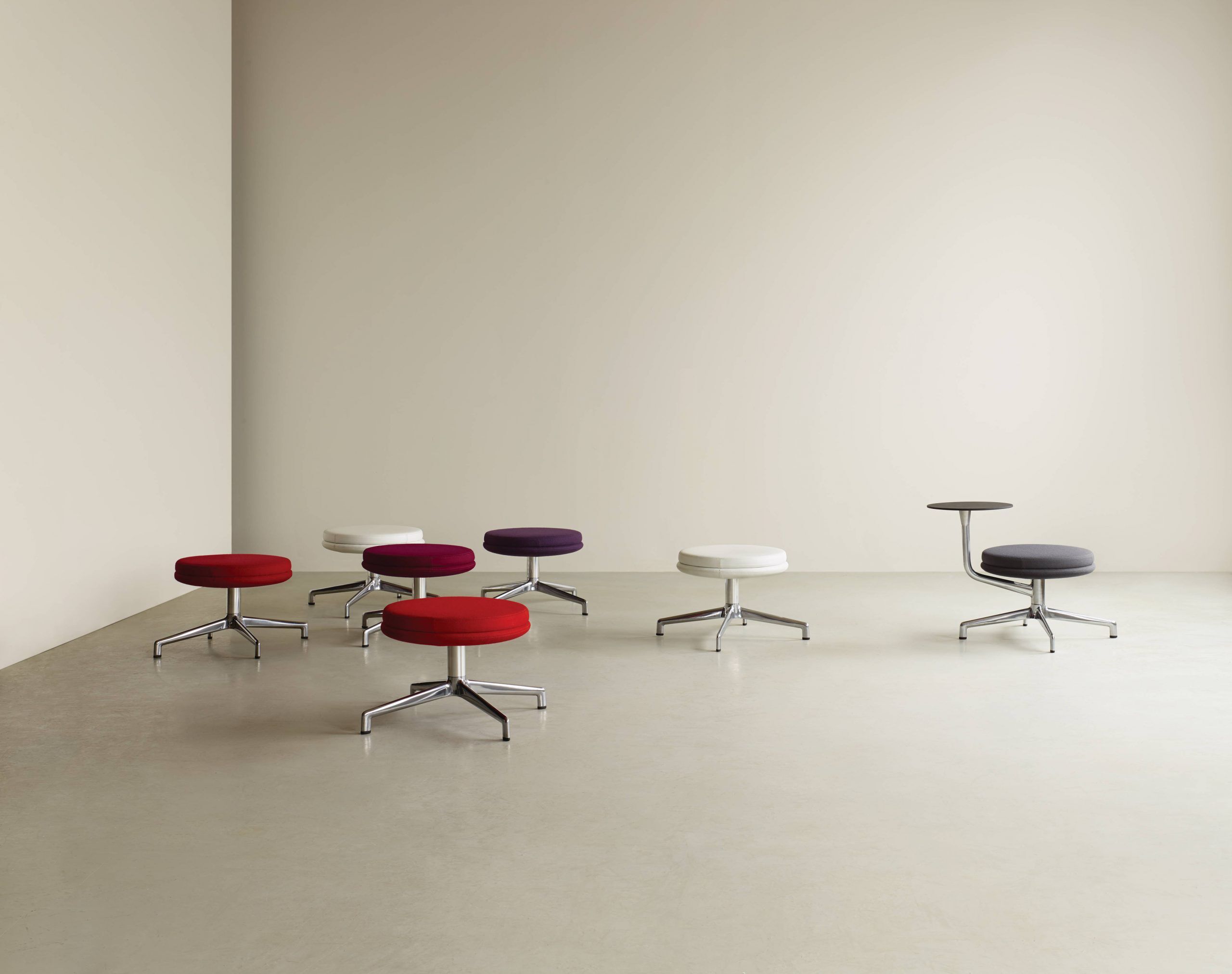 juxta stools | keilhauer - image 5
