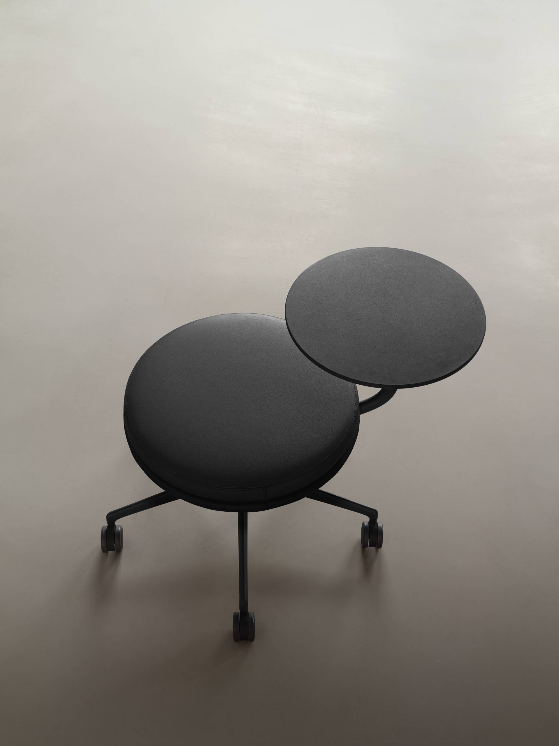 juxta stools | keilhauer - image 6