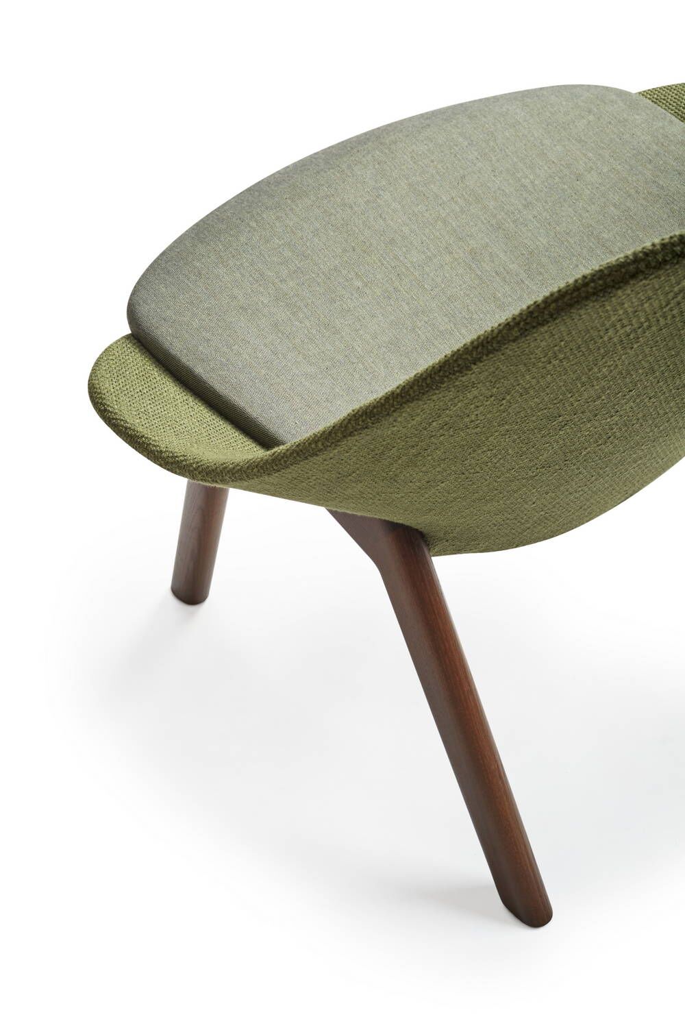 penna lounge chair | memo - image 7