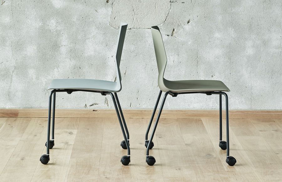 fourcast®2 chair | hightower - image 2