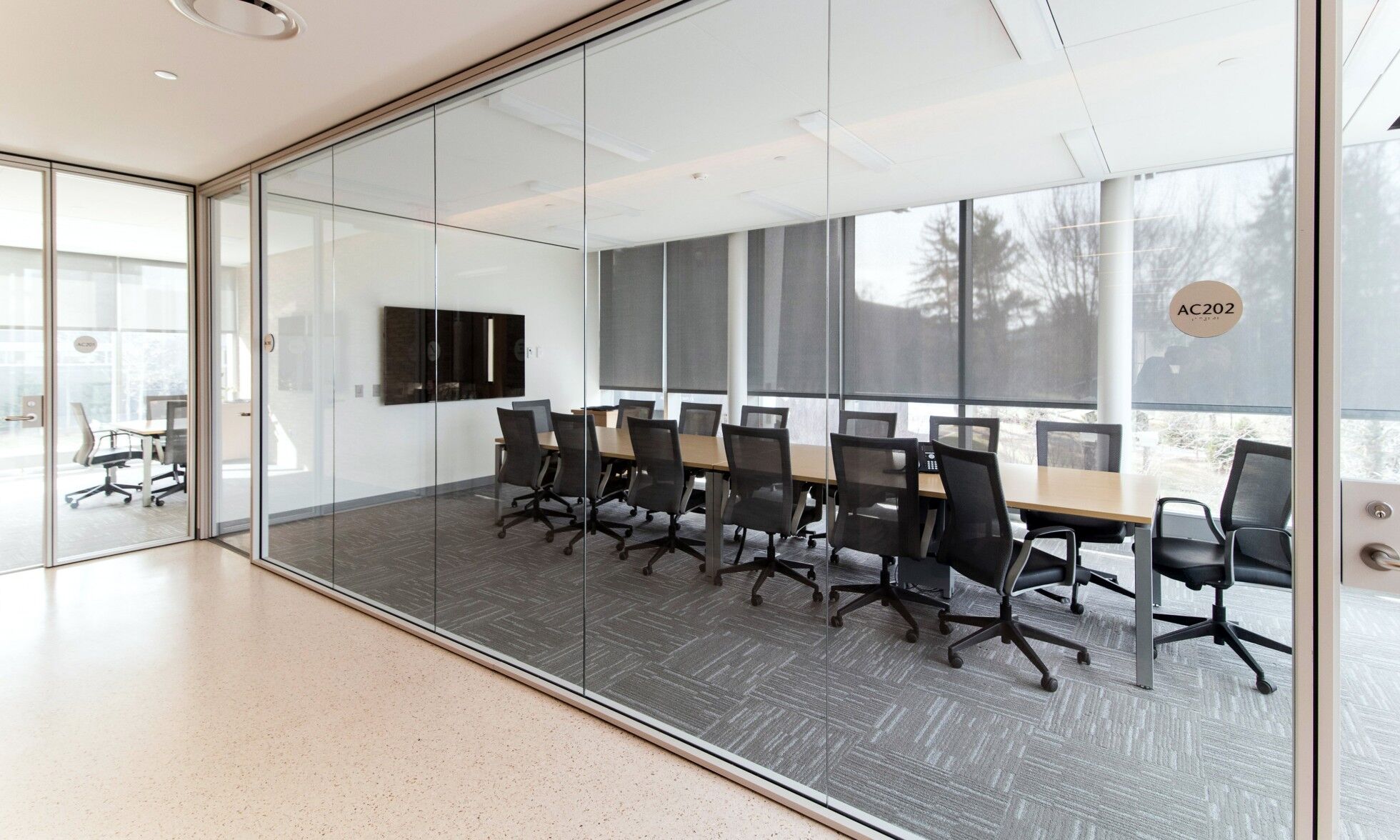 portrait | source international - image 22