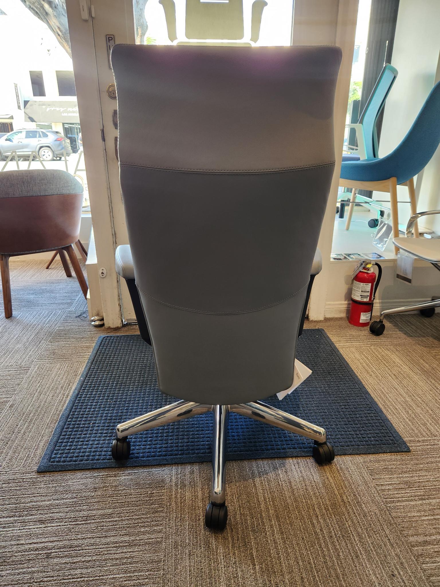 tom | keilhauer - image 2