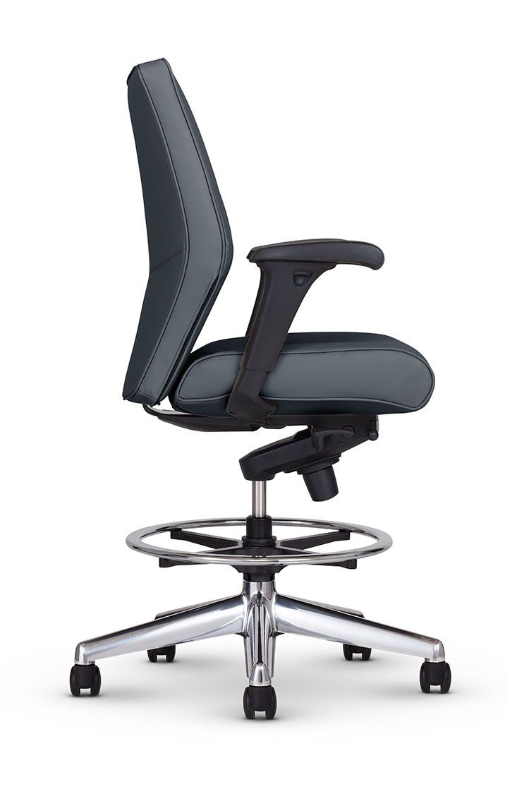 tom executive chair | keilhauer - image 8