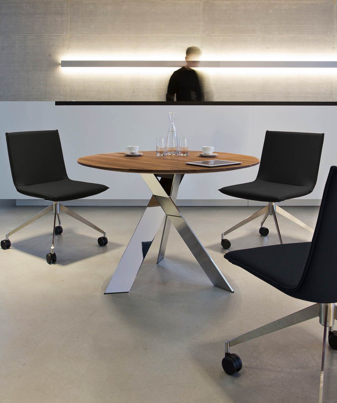 ekko conference tables | davis furniture - image 3