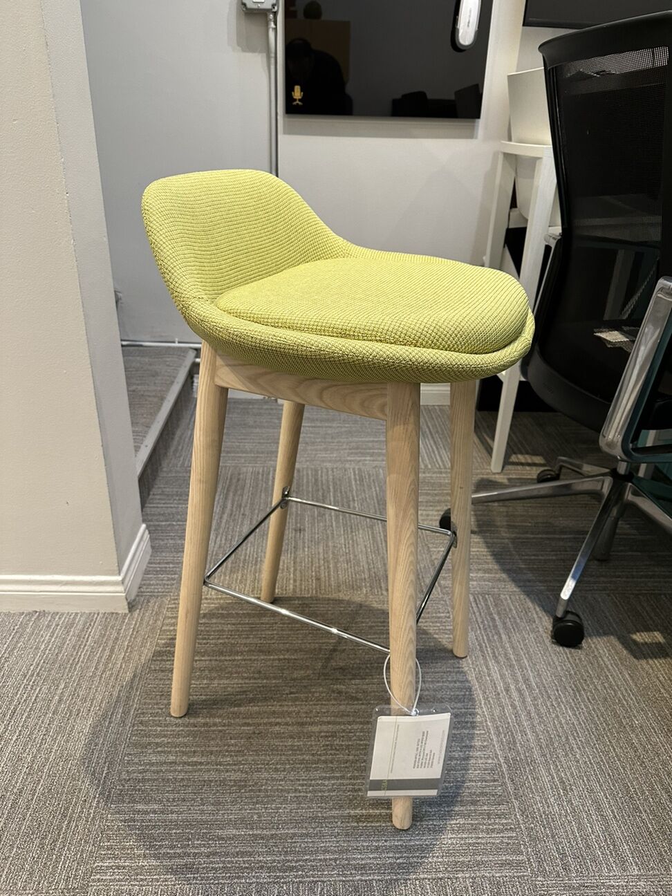 ponder stool | keilhauer - image 2