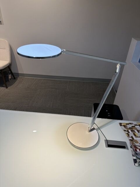 infinity task light | humanscale - image 3