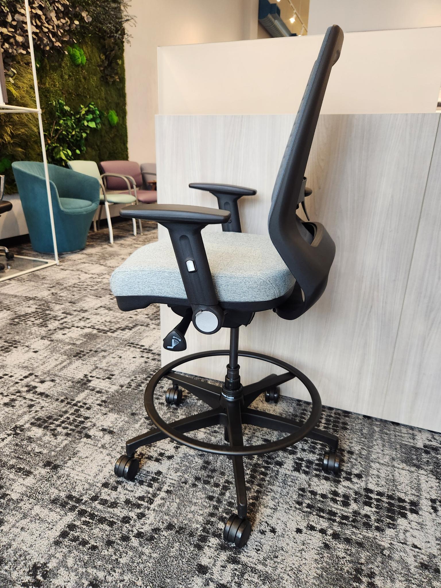 4-up | via seating - image 3