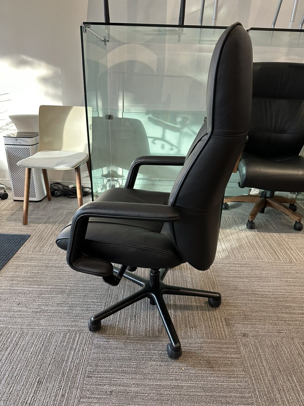 respons | keilhauer - image 2