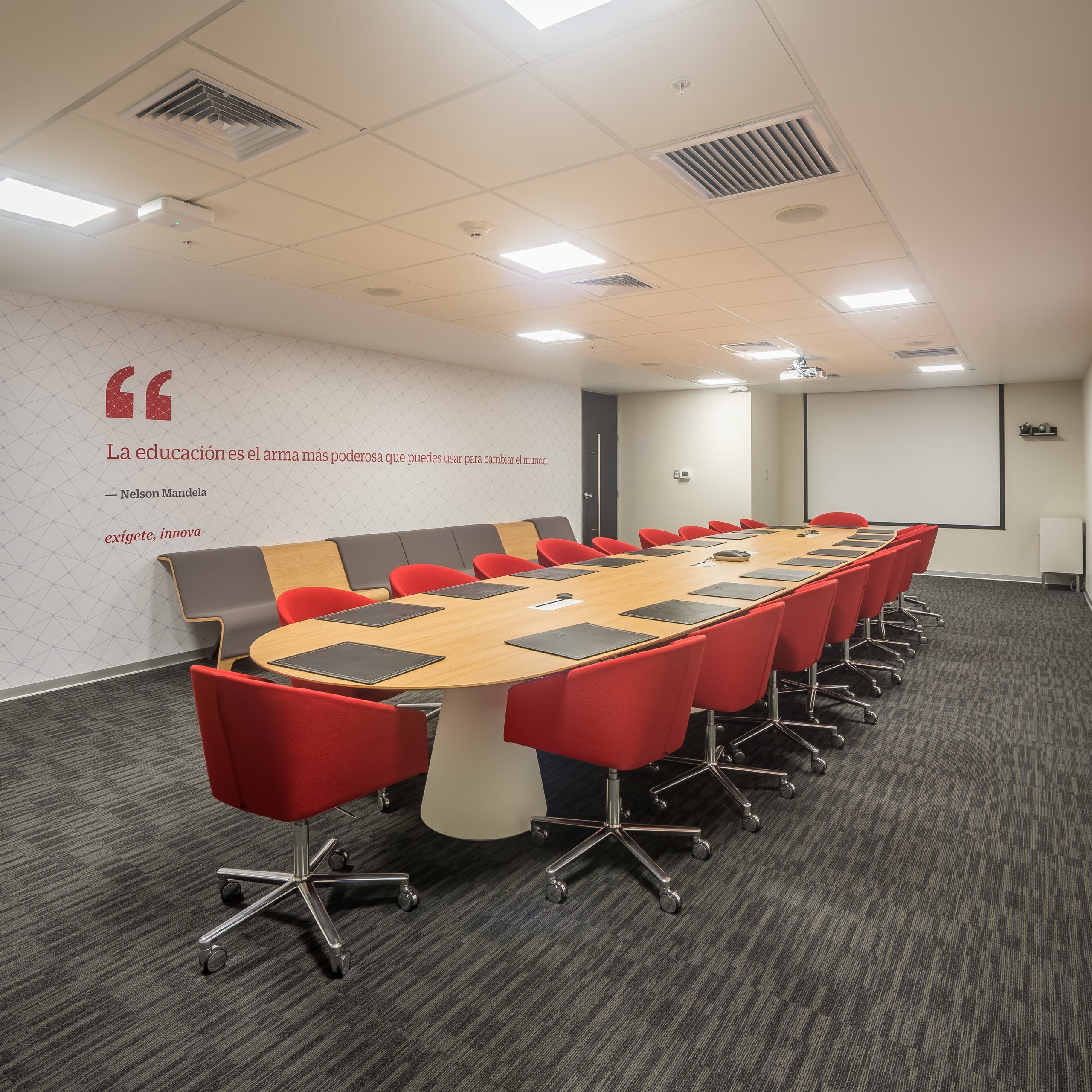 reverse conference table | andreu world - image 3